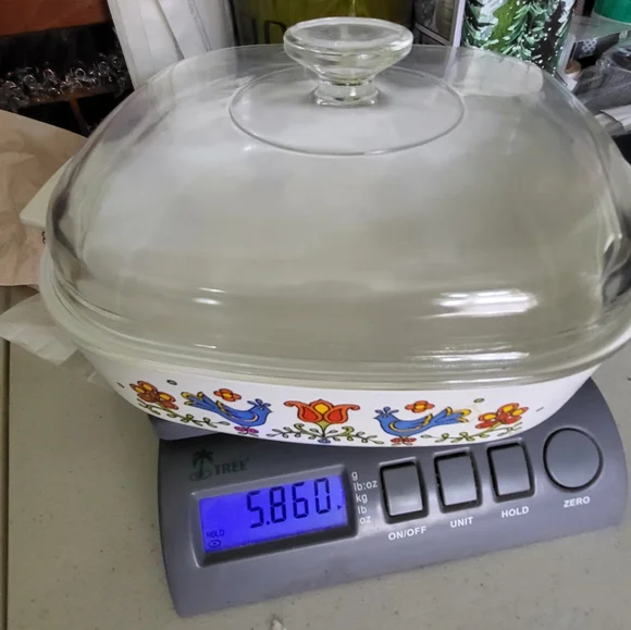 Corning Ware Floral Casserole Dish - Picture 15 of 16